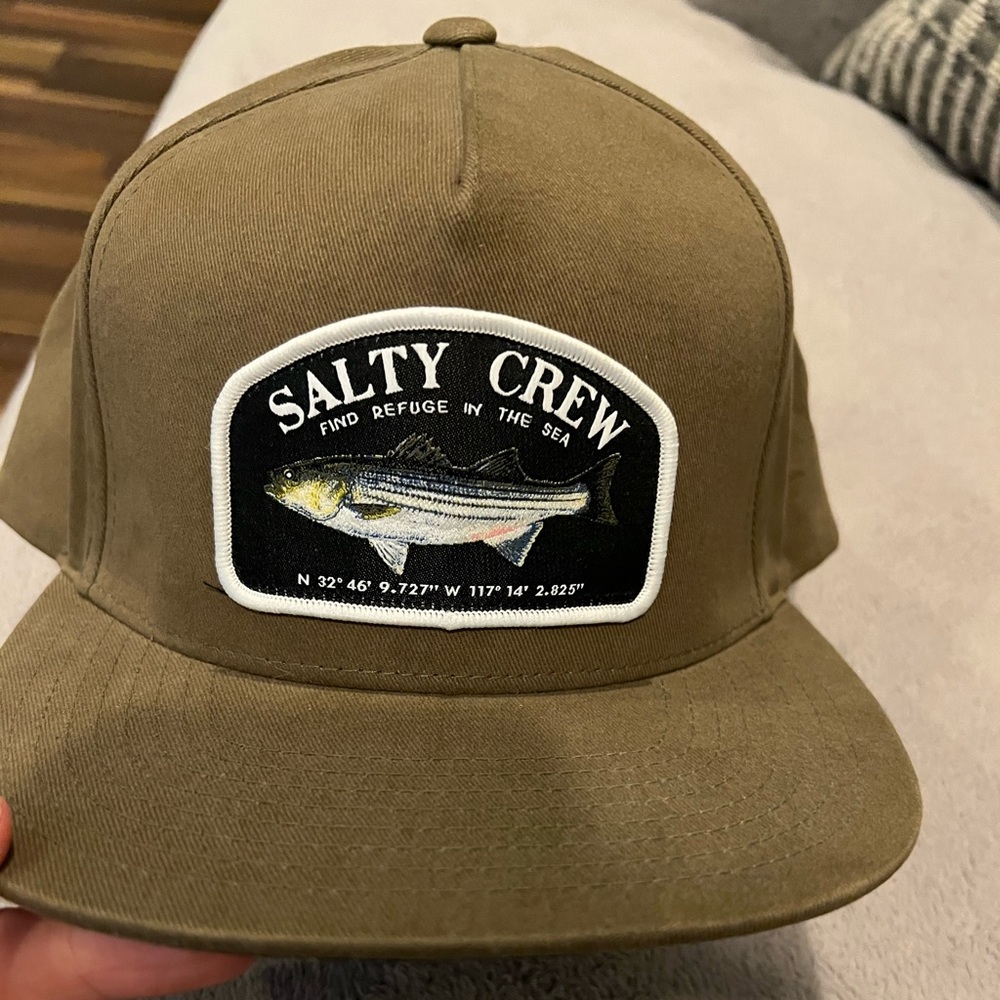 Salty crew snap back